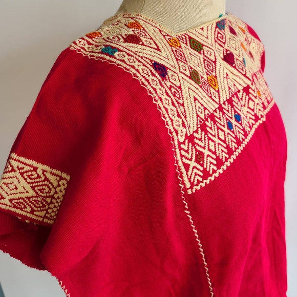 Mexican embriodered blouse - Picture 2 of 3